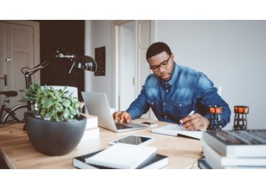 Por que 2025 pode ser o ano do fim do trabalho remoto?
